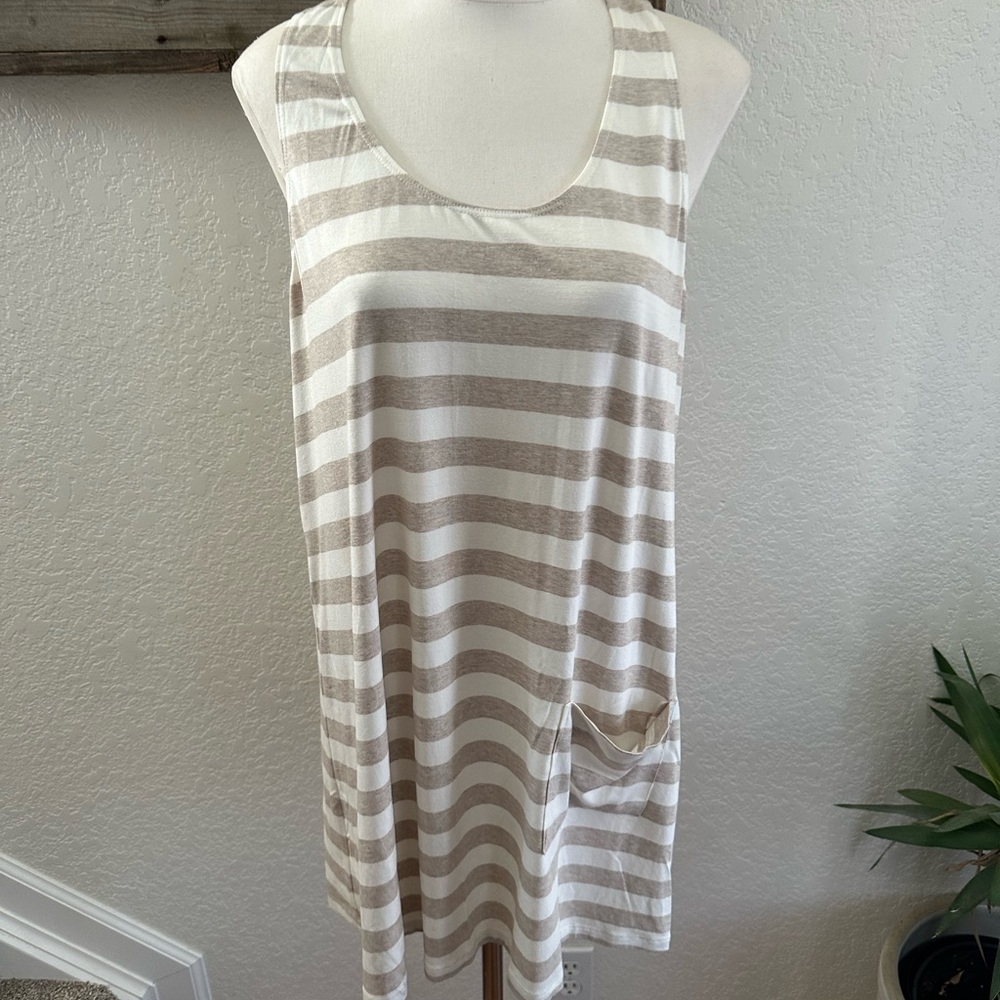 Hatch Maternity Beige and‎ White Striped Tunic Top size 2